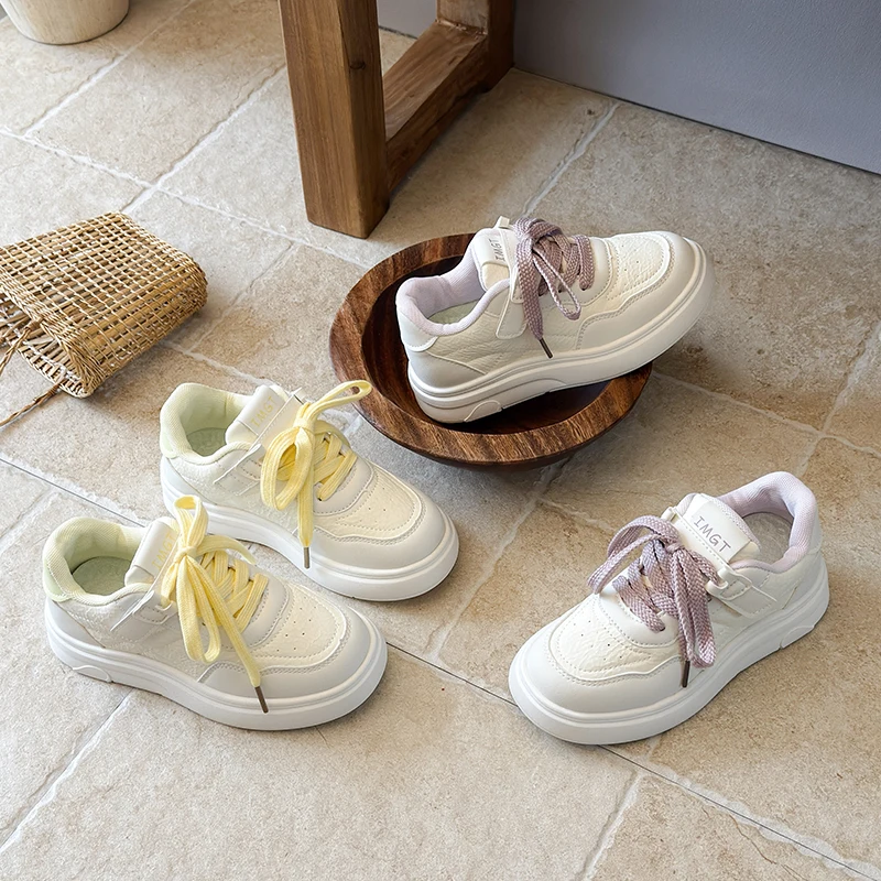 Spring 2026 New Comfortable Lightweight Children's Shoes Girls' Board Shoes Stylish Versatile Rubber Outsole Breathable Leather