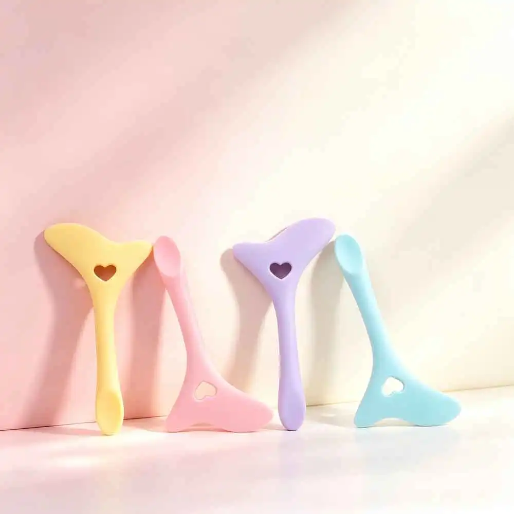 vvocci Silicone Mascara Eyelash Shield Applicator Guard Tool Multifunction Eyelash Eyeshadow Pads Reusable Eyelashes Guide Tool