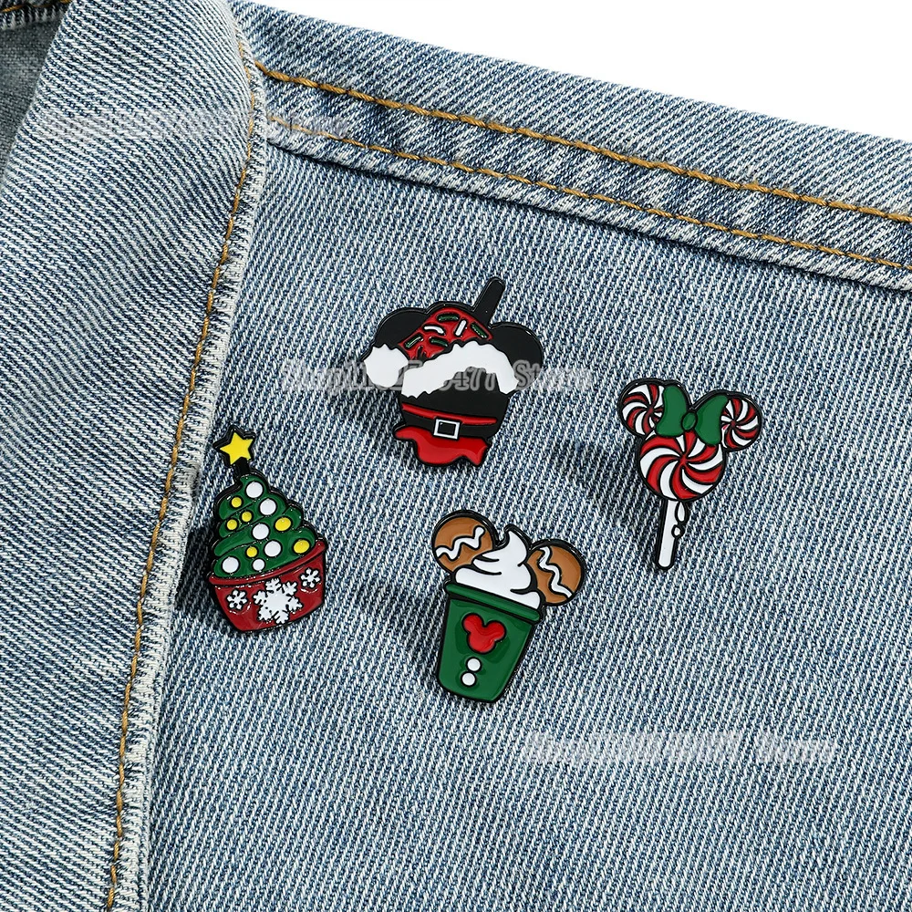 Christmas Cartoon Mickey Mouse Brooches Disney Cute Anime Metal Badge Candy Shaped Xmas Atmosphere Decoration Party Accessories