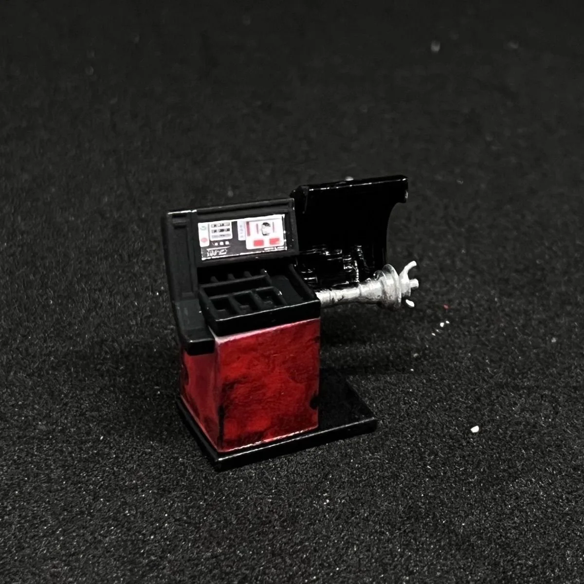 1:64 levantador de pneus, máquina de equilíbrio, posicionador, ornamento de cena proporcional 1/64, modelo de oficina de reparos