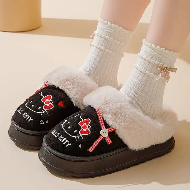 

Меховые тапочки в стиле аниме «Hello Kitty», женские плюшевые осенне-зимние новые домашние хлопковые тапочки для девочек, домашняя домашняя обувь с героями мультфильмов, праздничный подарок