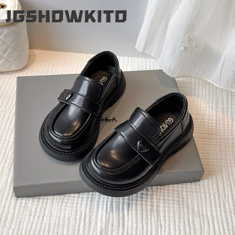 JGSHOWKITO Classic Fashion New Children Leather Shoes for Boys Girls Heart Button Kids Slip-on Loafers Black Party Wedding Flats