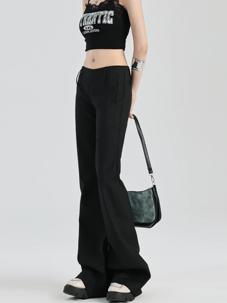 Damskie spodnie dzwony z niskim stanem na jesień i zimę 2025, w stylu kokieteryjnym Gyaru, Y2k, nowości w kolorze czarnym, Harajuku, Kpop, długie spodnie z zakładanymi nogawkami.