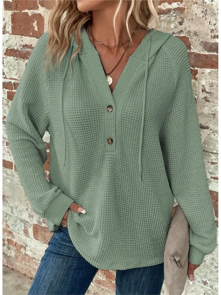 المرأة عارضة بلون البلوز الأزياء زر الخامس الرقبة طويلة الأكمام هوديي السيدات ربيع الخريف الأساسية البلوز قمم