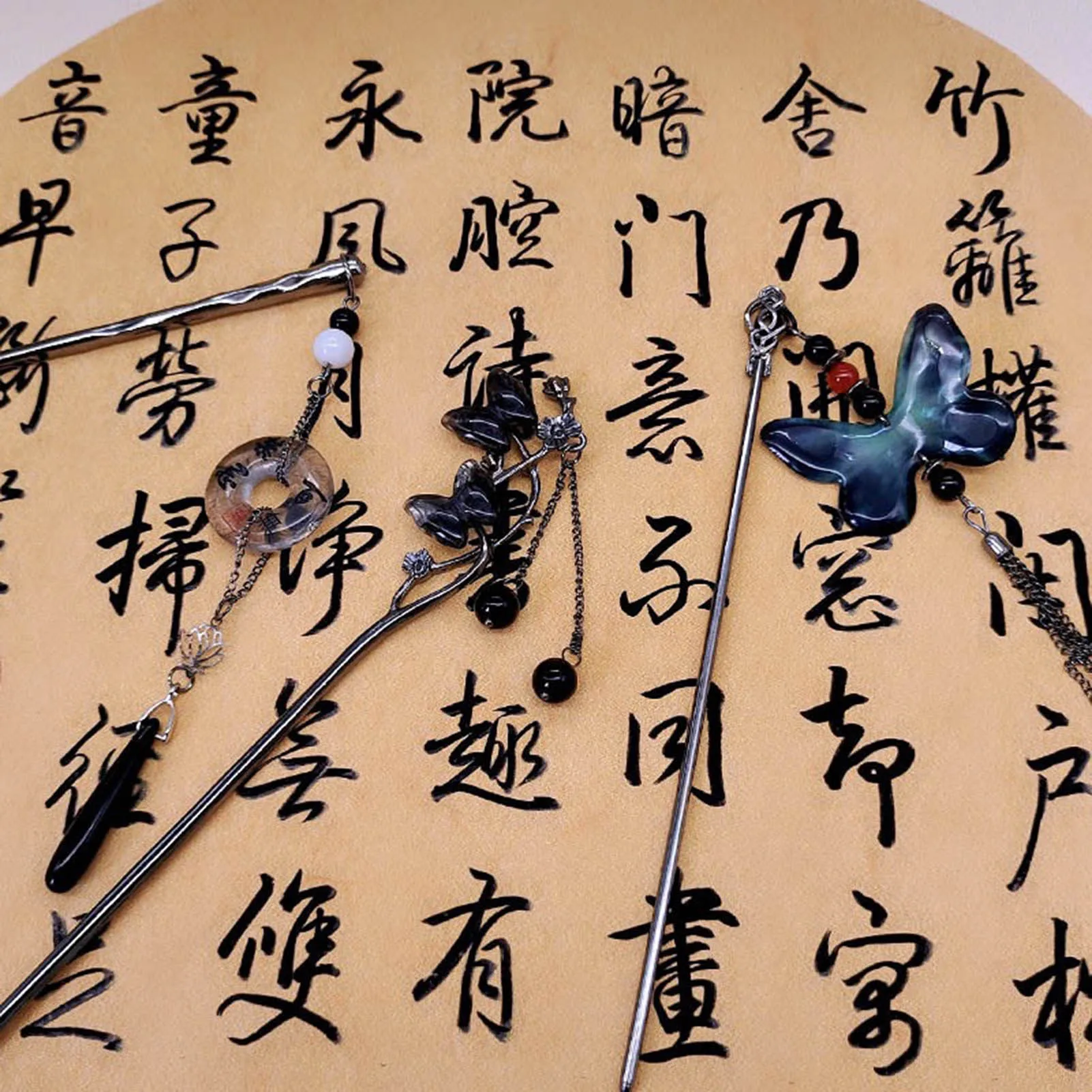 Neo chiński styl frędzle szpilka do włosów dla kobiet w stylu Vintage motylkowy wisiorek kwiatowy projekt metalowy kij do włosów eleganckie akcesoria do włosów 1 szt.