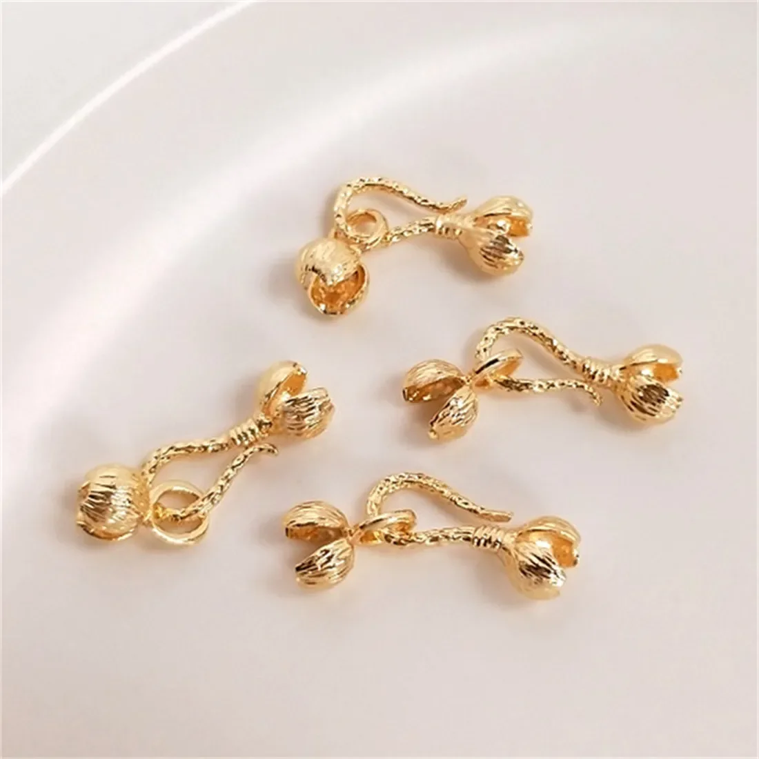 

14K Gold Wrapped Flower Bud Double Clasp Fish Hook Shaped Closing Buckle Connection Buckle DIY Bracelet Accessory Material B928