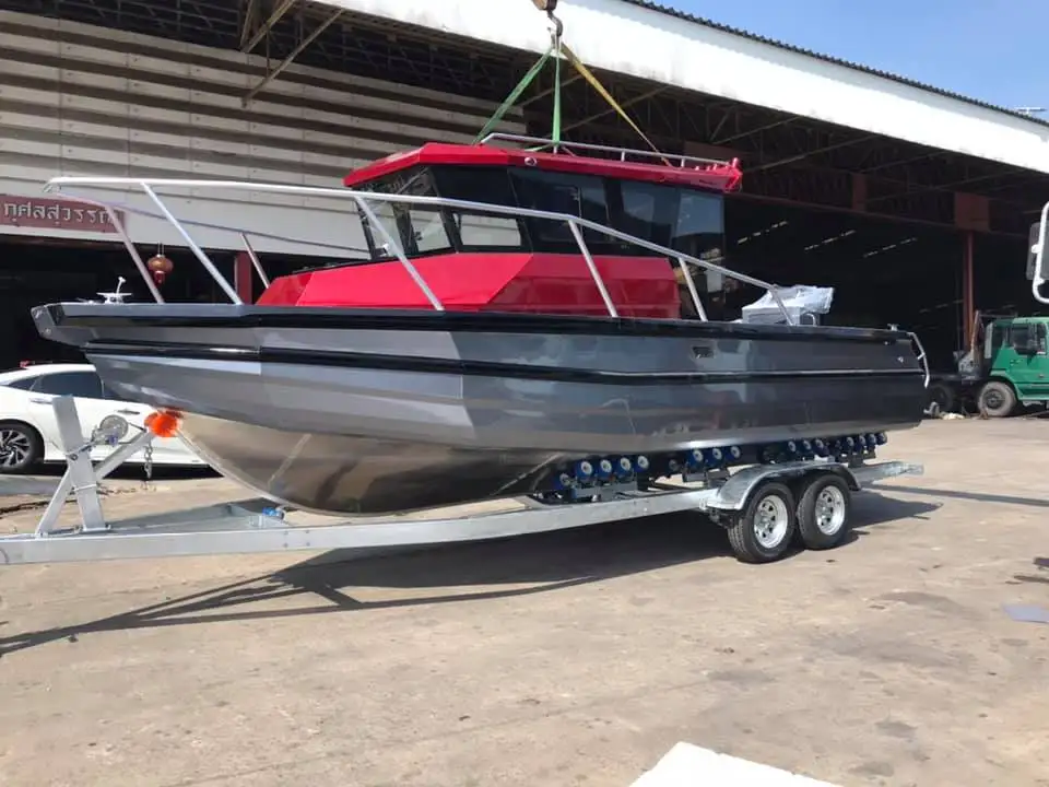 Aluminum Pontoon 7.5meters Easycraft Fishing Boats Speed Sport Boats Yacht with Sea Fishing Center Cabin with Walkway Walkaround
