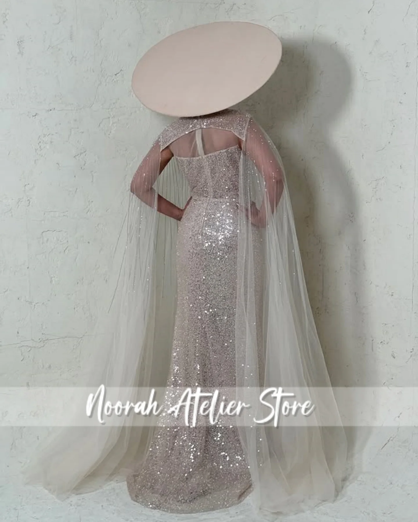 فساتين سهرة فاخرة باللون الأسود اللامع H N 2025 تول بأكمام طويلة للنساء في دبي فستان المشاهير فستان حفلات مخصص