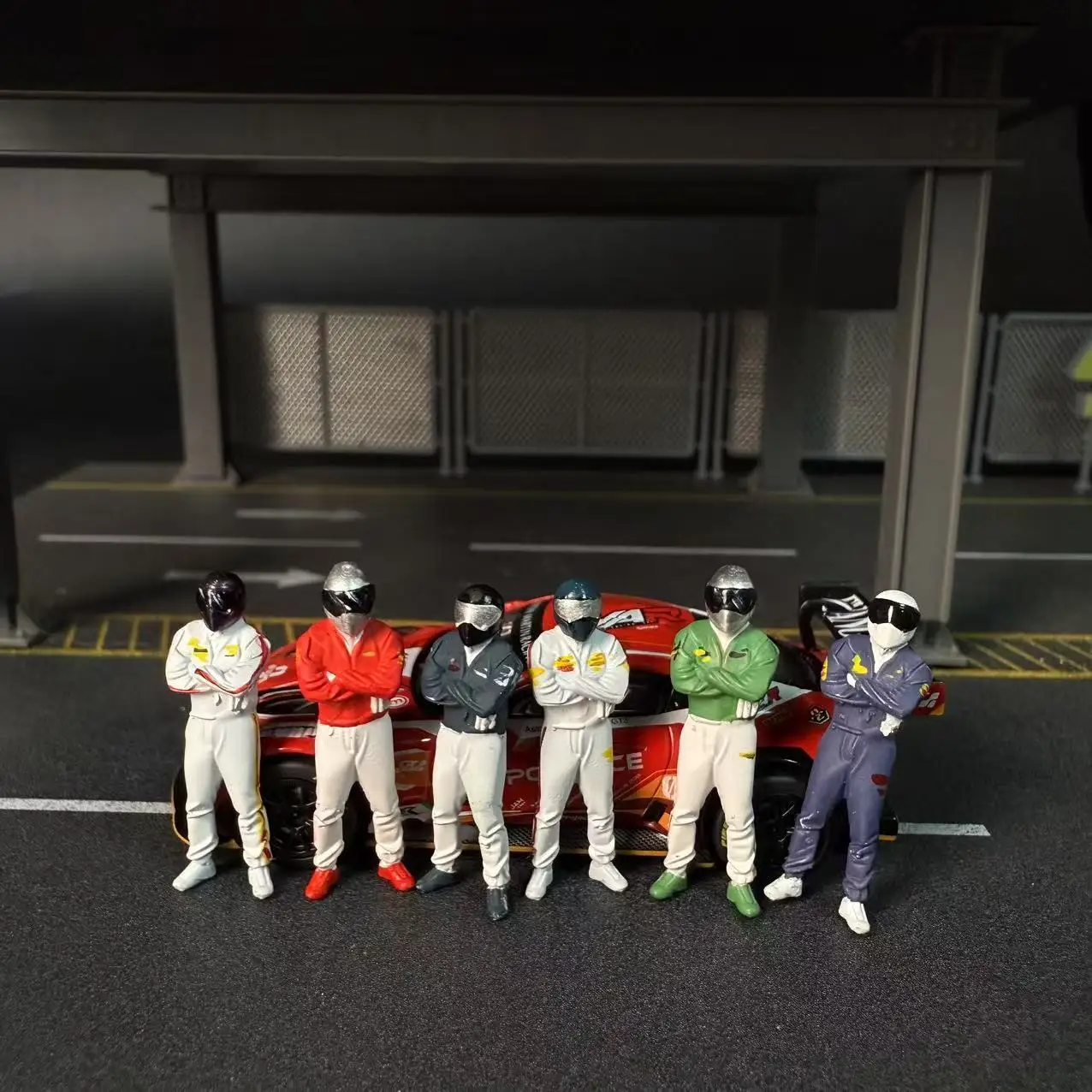 

1/64 полимерный мотоцикл-гонщик, масштаб 1/64, экшн-фигурка, модель гонщика, набор водителей, модель автомобиля, сцена, диорама