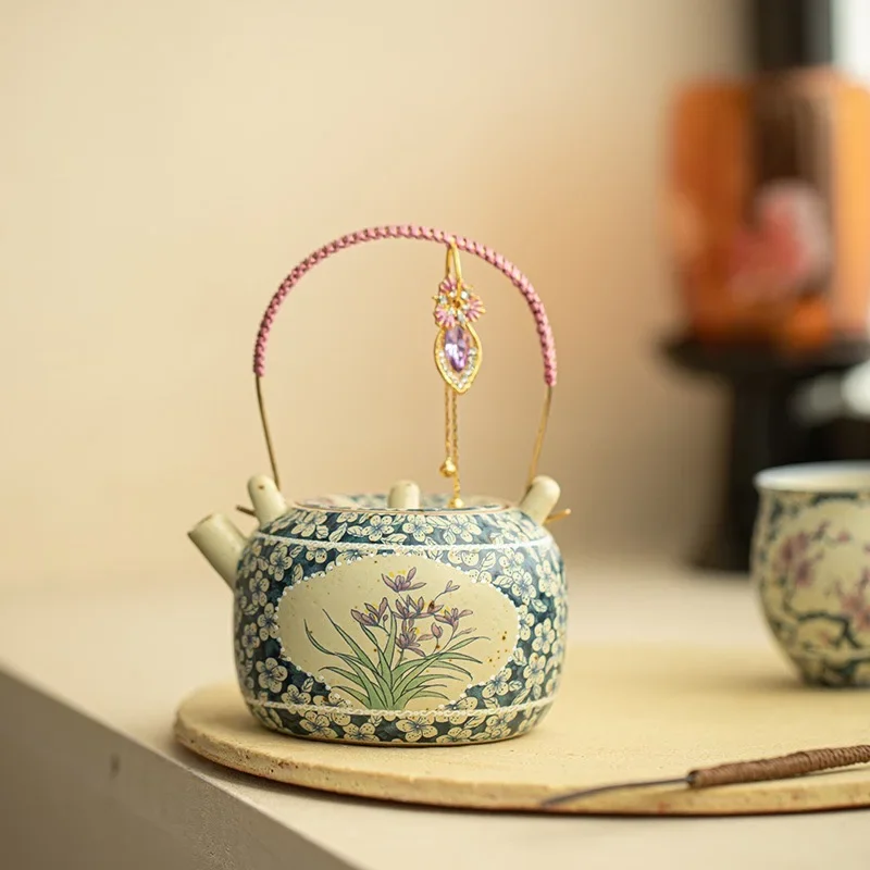 180ML Jingdezhen Blue and White Open Window Plum Blossom Teapot Lift Beam Pot Lift Slip Decorative Retro Teacup Kung Fu Teapot