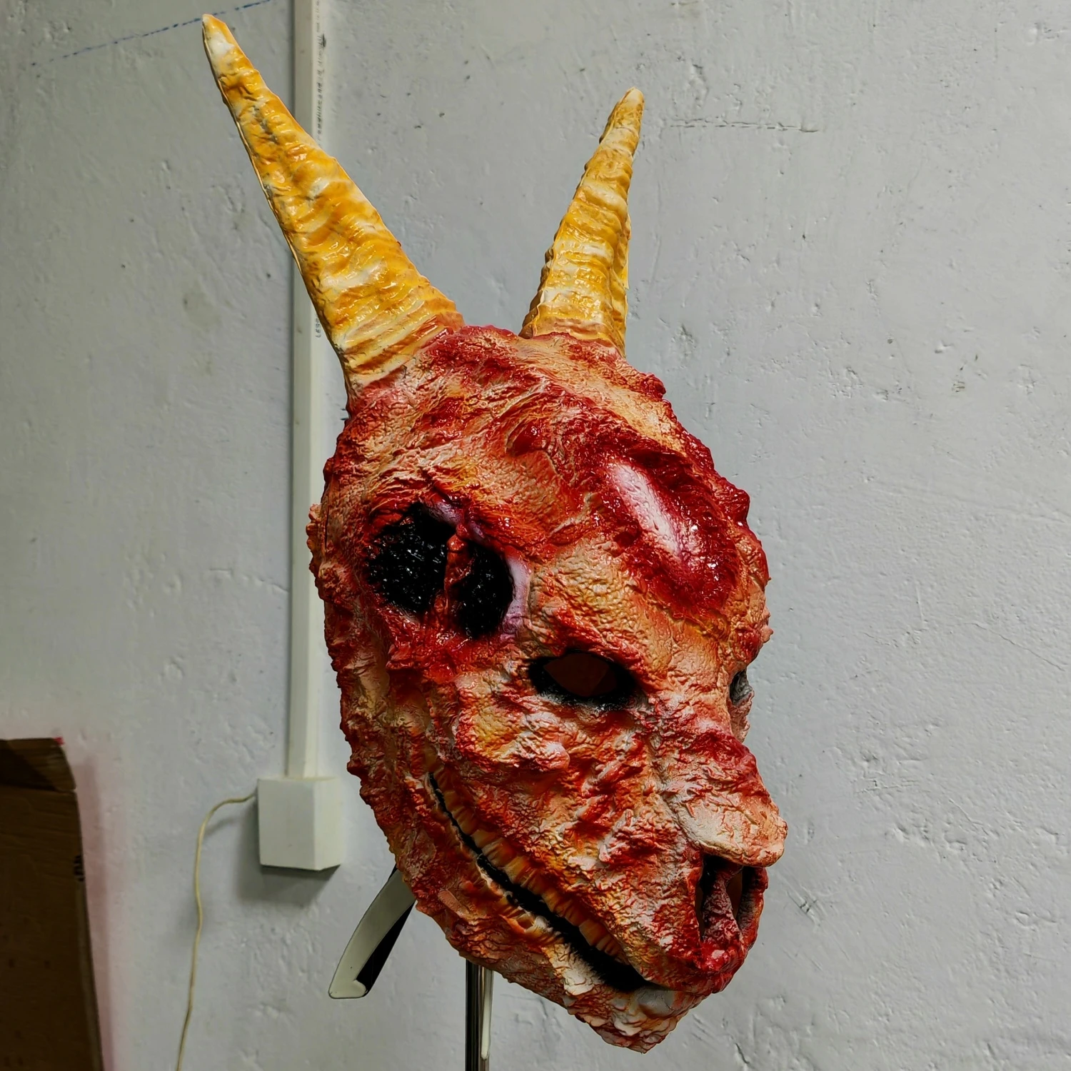 실감나는 유니섹스 성인용 고무 염소 두개골 마스크 무서운 가짜 동물 머리 할로윈 파티 소품 장식