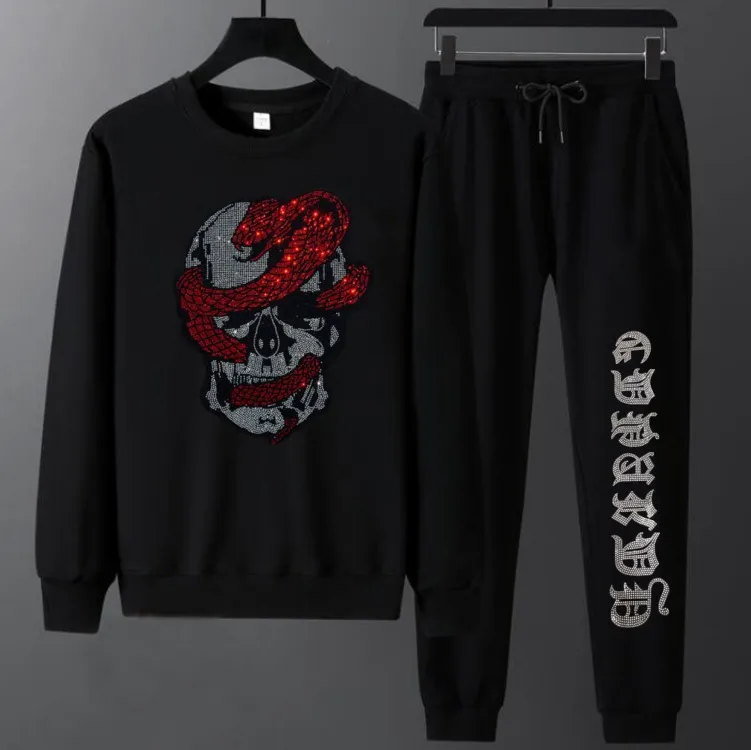 Fashion Diamonds Skull Mens Sets Casual Autumn Winter Round Neck Hoodie and Pant Suits Men Black Tracksuit Ropa De Hombres