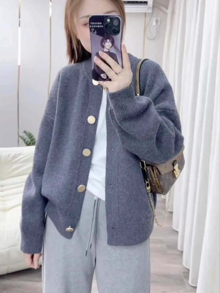 

Korean Sle Loose Fit Soft Knitted round Ne Button up Sweater Outerwear Casual Ele Design Women's Long Sve Top