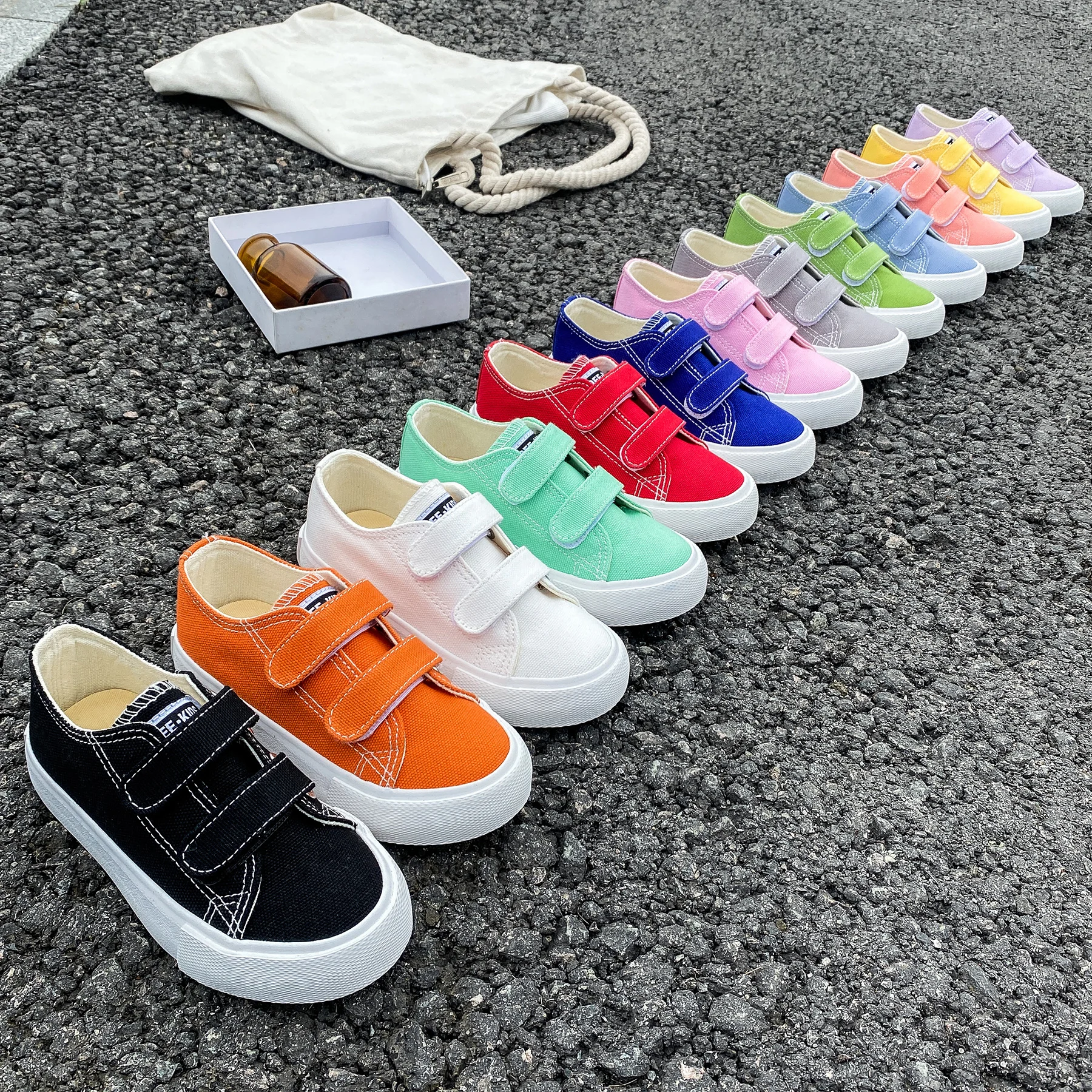 5059 Spring and Autumn New Fashion Children's Canvas Shoes Solid Color Boys andGirls Board Shoes Korean Soft Sole Skateboarding