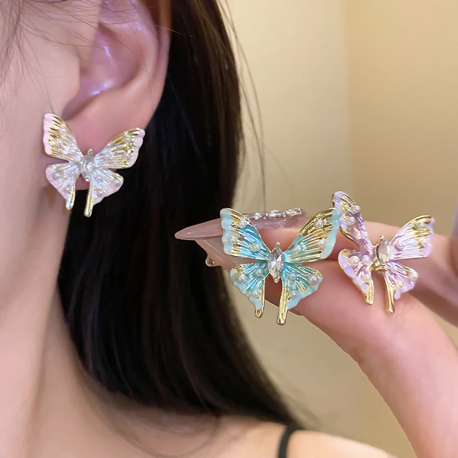 Vintage Charm Gradient Enamel Butterfly Imitation Pearl Earrings for Women Temperament Unique Exaggerated Versatile Accessories