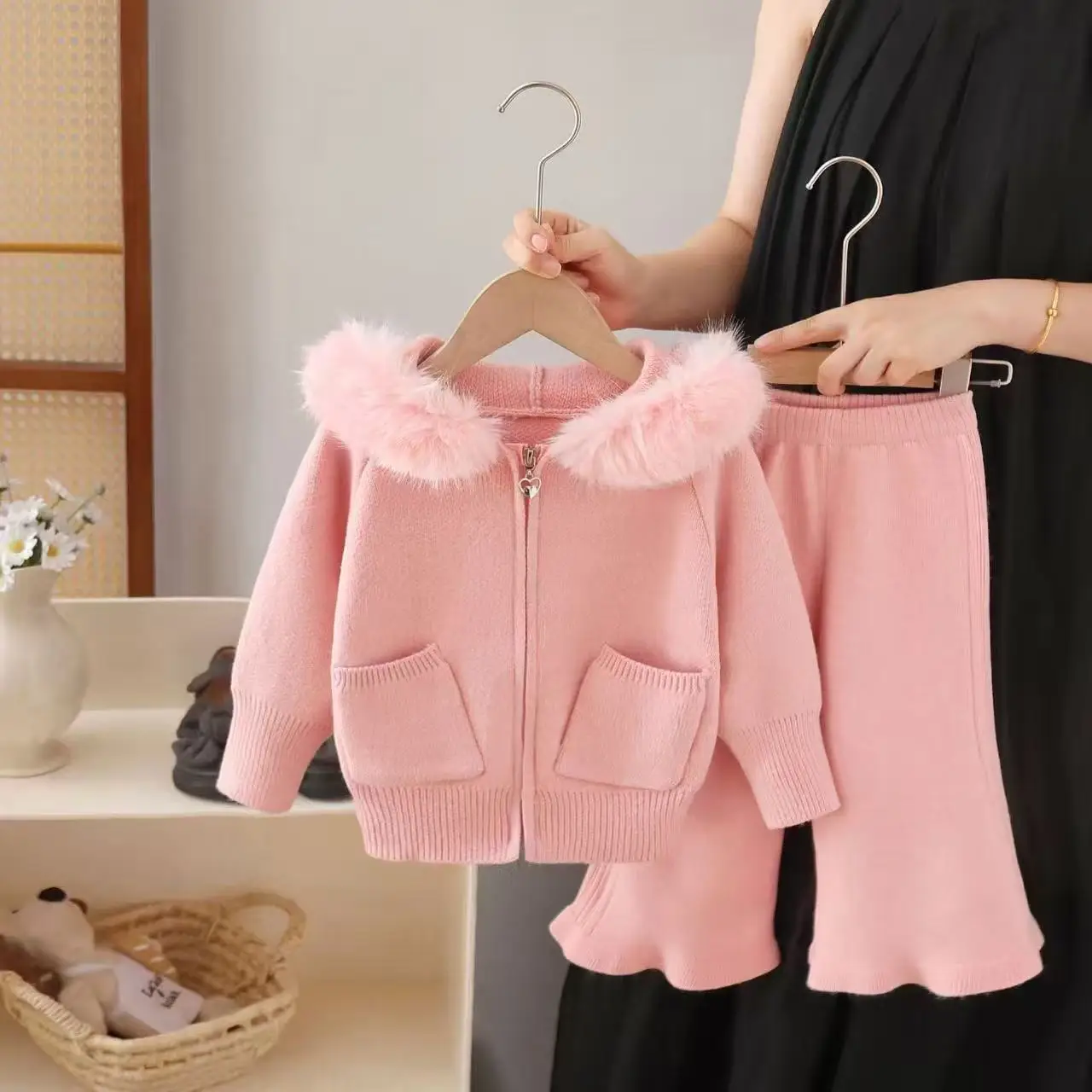 

Kids Knit Cardigan Set with Big Fur Hood Loose Fit Two Pockets Winter Outfit Girls' Fashion Two Piece Set 90-130cm