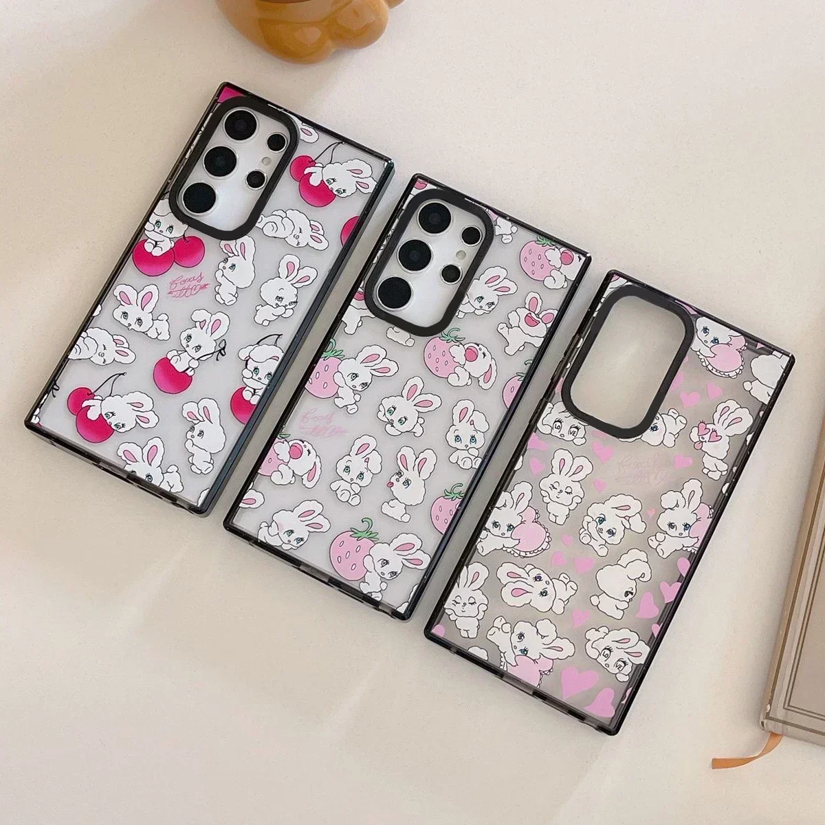 

Strawberry Rabbit Acrylic Black Border Case for Samsung Galaxy S25 Ultra S24 S23 S23+ S24 Plus Cover Protective Shell