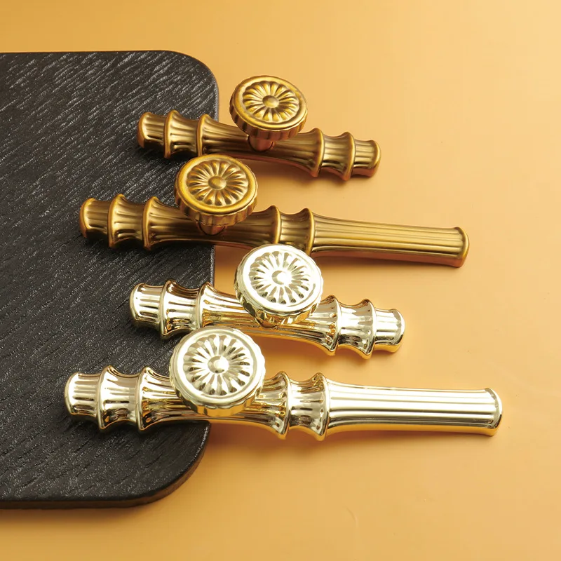 Vintage American Style Cabinet Handles Antique Bronze Drawer Pulls for Wardrobe Furniture