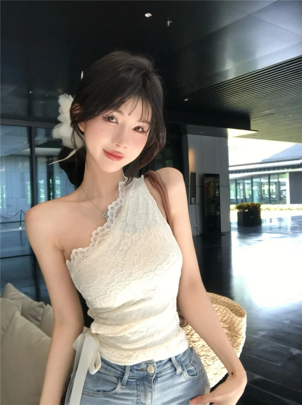 

Pure Desire Lace Hollow out Shoulder Strap Vest Women's Summer New Style Backless Sleeveless Short Top Inner Wear Outerwear