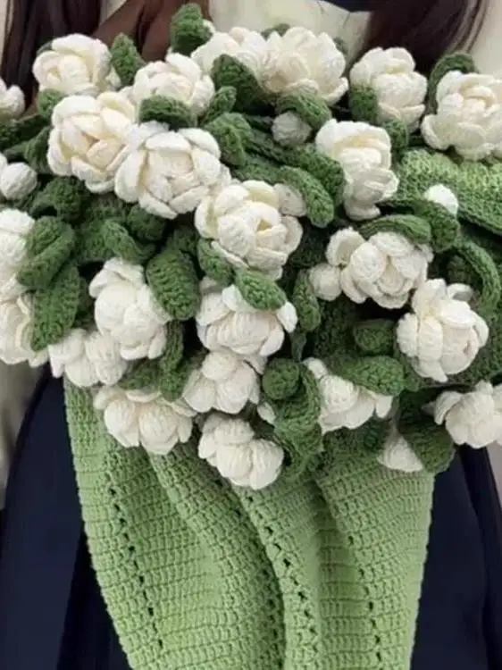 Hand Knitted Gradient Rose Flower Bouquet Blanket Yarn Material Kit DIY Crochet Cotton Bedding Casual Blanket Summer Outdoor