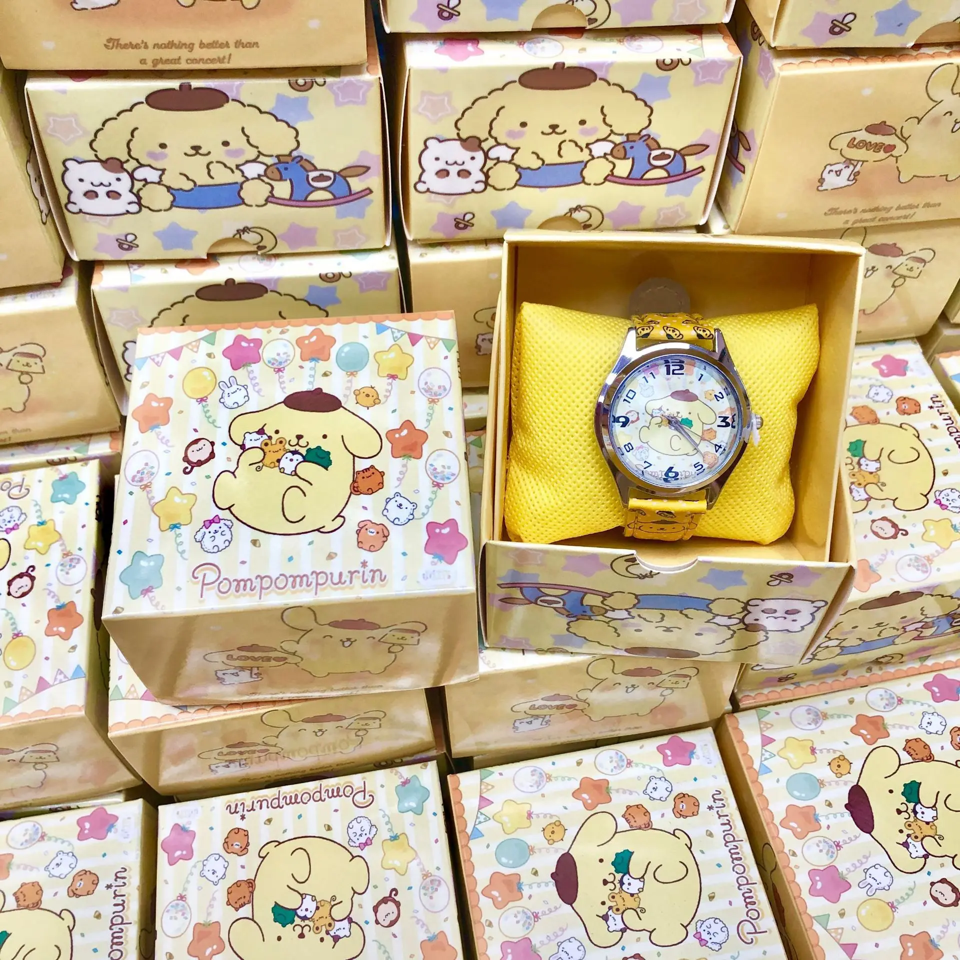 Sanrio Eletrônico Quartz Watch para Crianças, Kuromi Cinnamoroll, Escola Primária, Cute Gift Box