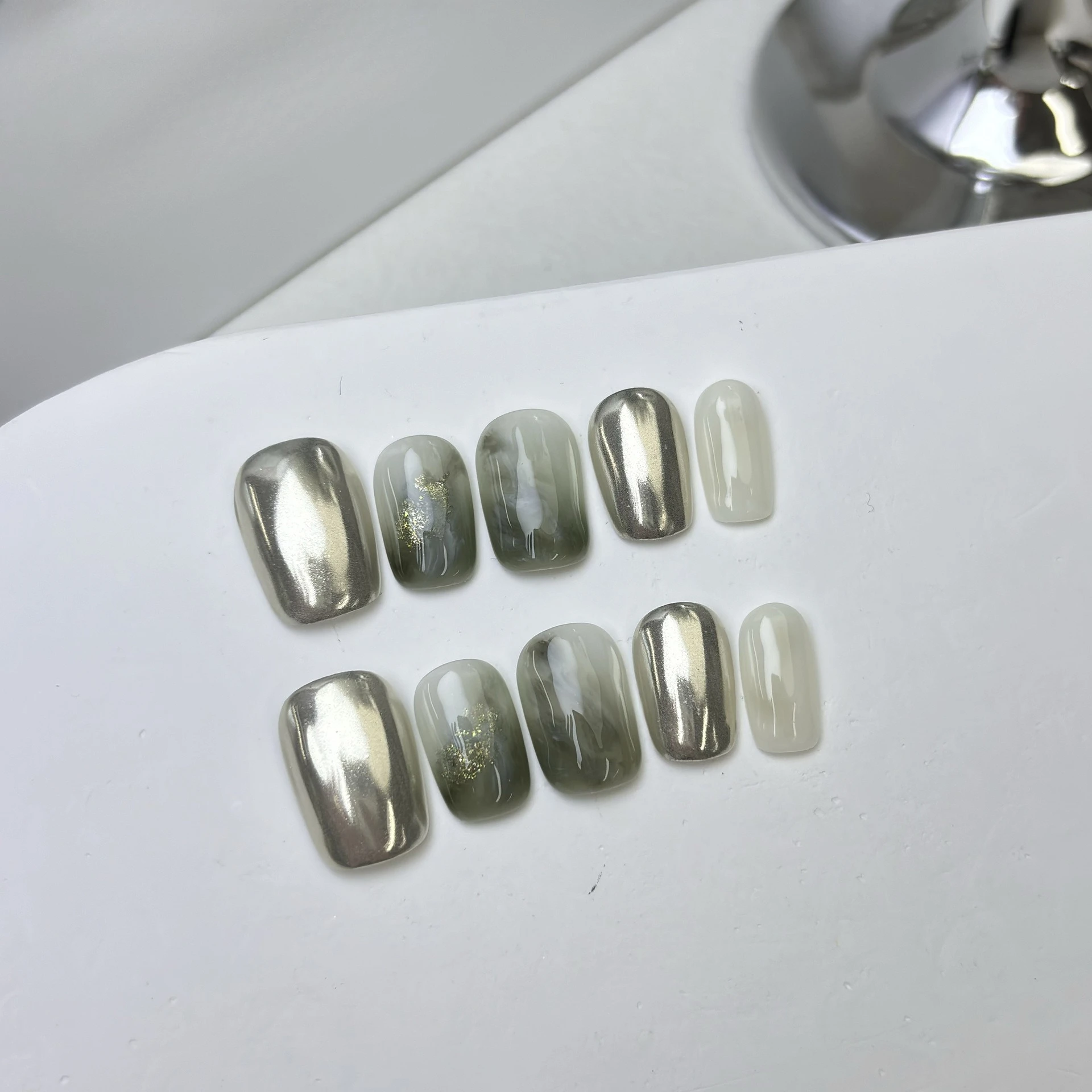 10pcs Silver Cat Eye Press on Nails Electroplated Nail Art Gradient Solid Color False Nails Minimalist French Square Fake Nails