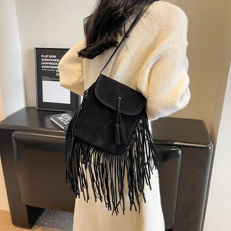 Damesmode matte tas met kwastjes, enkele schouder, kleine vierkante retro crossbodytas voor stijlvolle accessoires