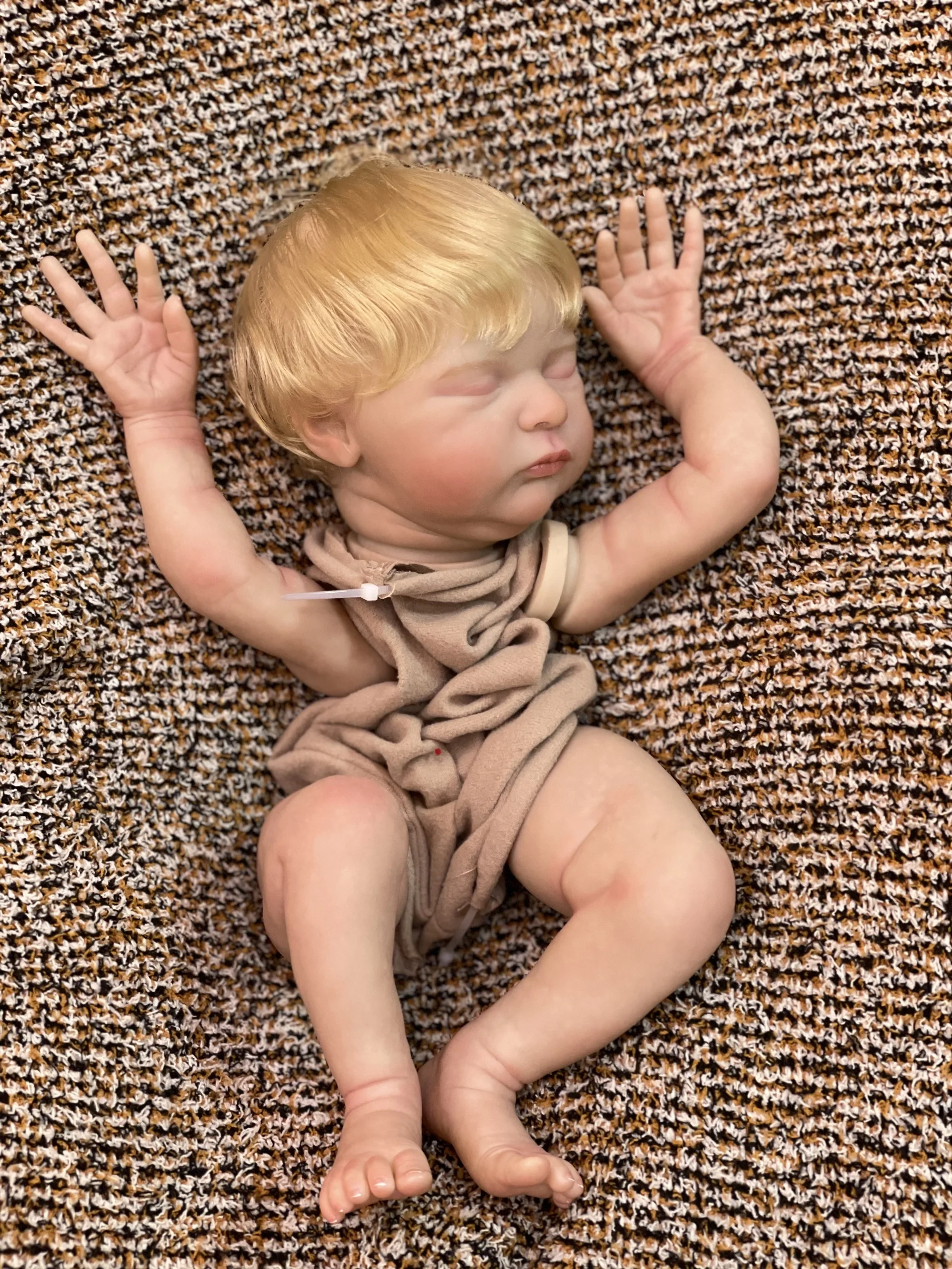 20" Laura Reborn Babypuppen-Kits, handgefertigt, bemalt, unvollendet, weiche Vinyl-Teile, lebensechte Reborn-Puppen-Kit, Spielzeug für Geschenk der Familie
