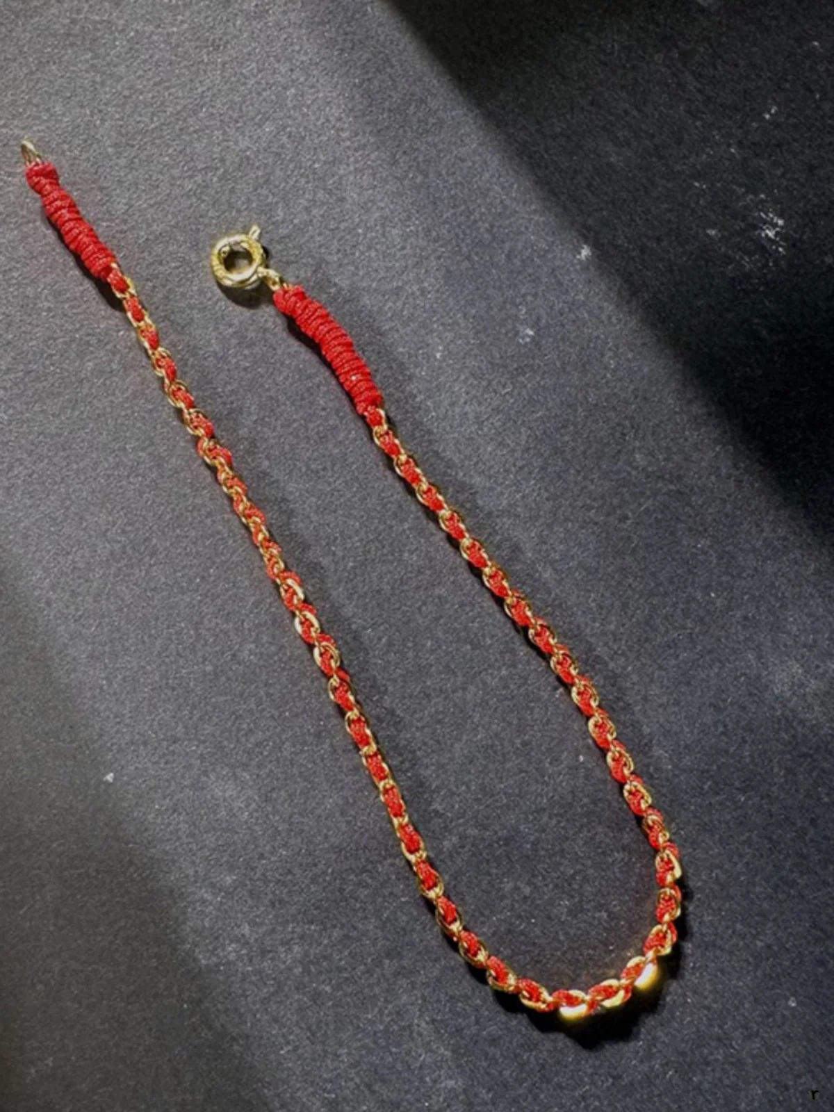 

Браслет ручной работы из стерлингового серебра S925, женская цепочка на ногу, персонализированная парная цепочка-веревочка, белая с красной нитью, тонкая цепочка