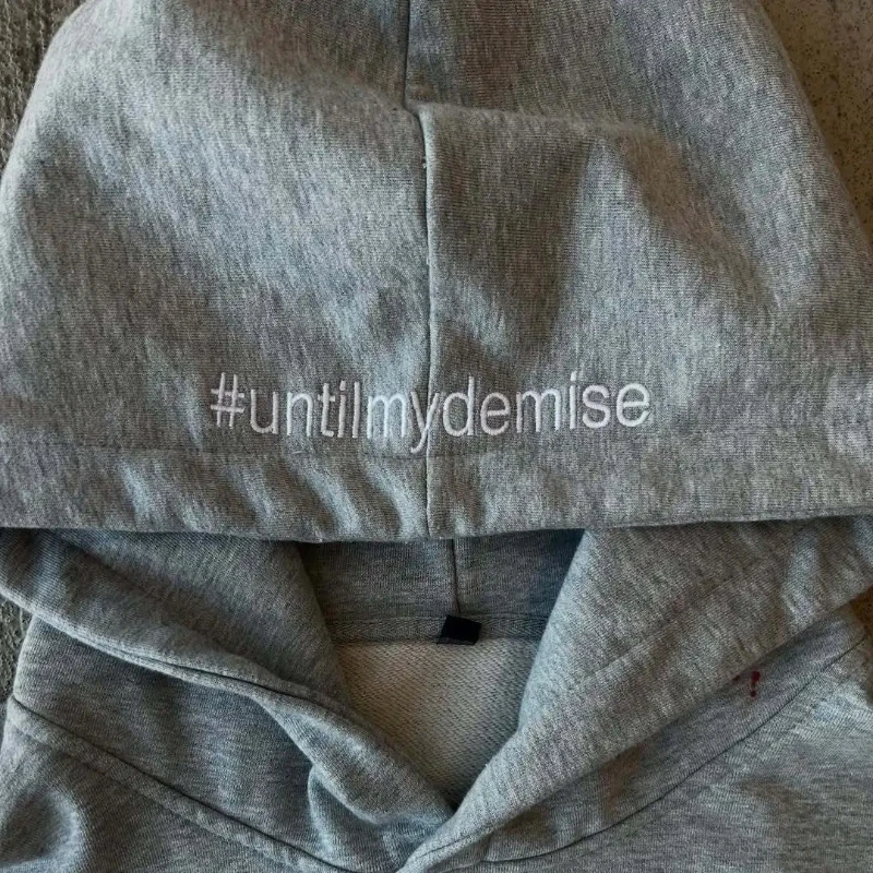 Y2K Retro Mode Trend Winter Gothic Straße Casual Persönlichkeit Brief Figur Blut Drucken Mit Kapuze Sweatshirt Männer Frauen Lose Top