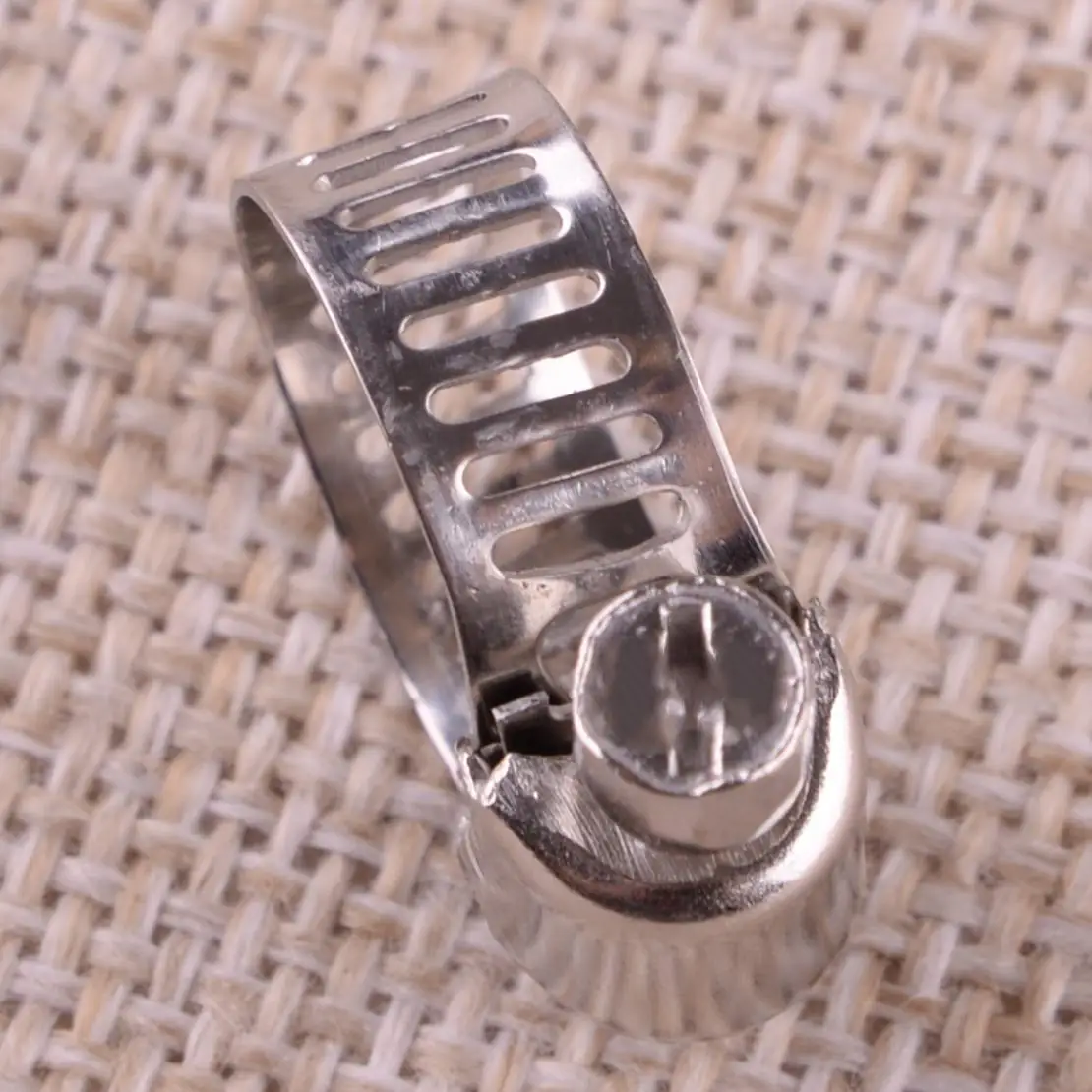 2pcs Stainless Steel Adjustable Worm Drive Hose Clamp Pipe Clip Tube Adapter 16-25mm