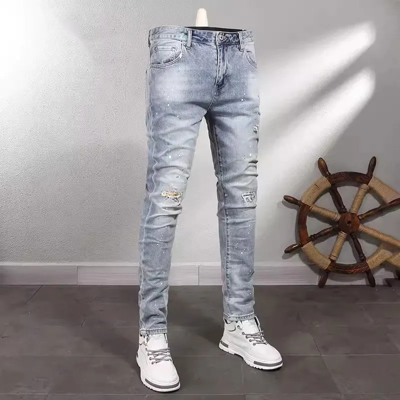 

Street Fashion Men Jeans Retro Light Blue Stretch Elastic Slim Fit Ripped Jeans Men Patched Designer Vintage Denim Pants Hombre