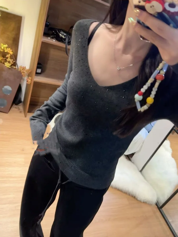 

Women V-Neck Long Sleeved Knitted Top with Diamond Sweater French Style Autumn and Winter Slim Fit