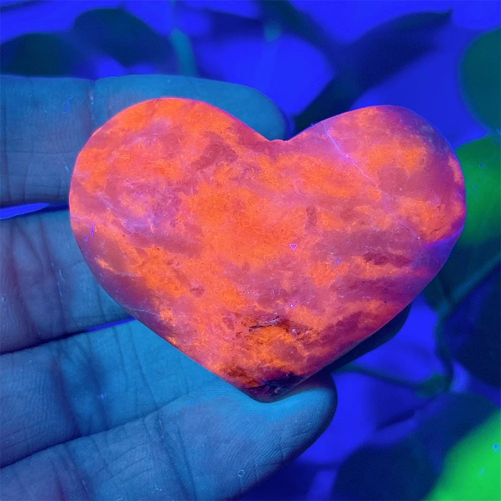 Rainbow Sodalite with mica Heart Crystal Natural Stone Quartz Minerals Home Decoritems Reiki Gifts Energy Healing Luck Love
