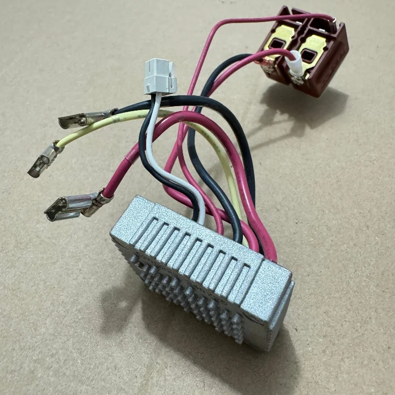 Switch Controller 620243-4 for Makita DGA452RFE XAG01 XNJ01 DGA452 DGA402 BJS161 BPJ180 BGD800 DGD800 DPJ180 DGD800Z Parts