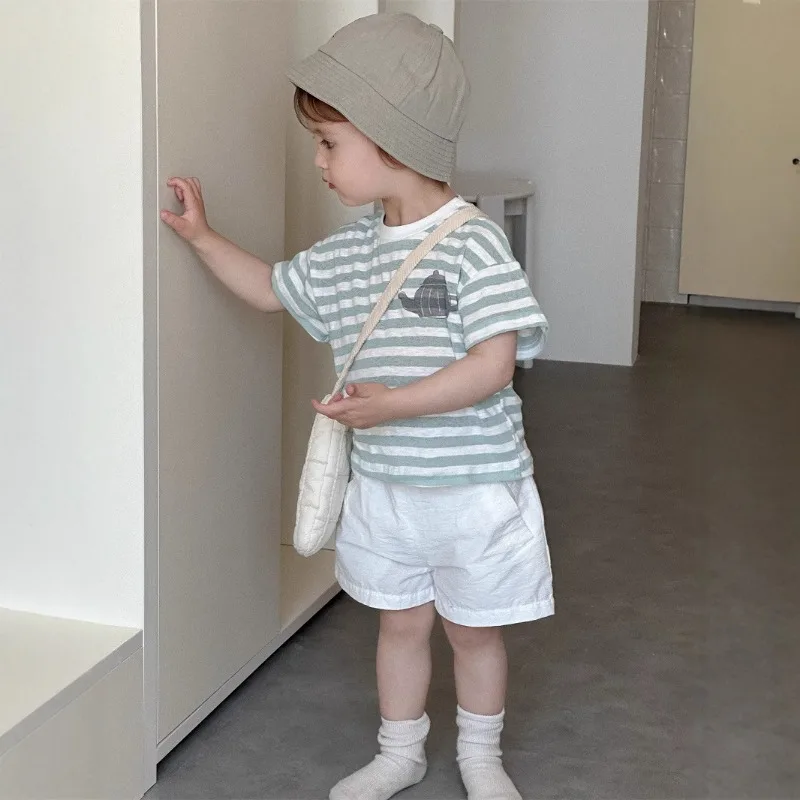 

Детские полосатые шорты, летний комплект, тонкий, новинка 2025 года, летняя одежда для малышей, корейская версия, крутая, удобная