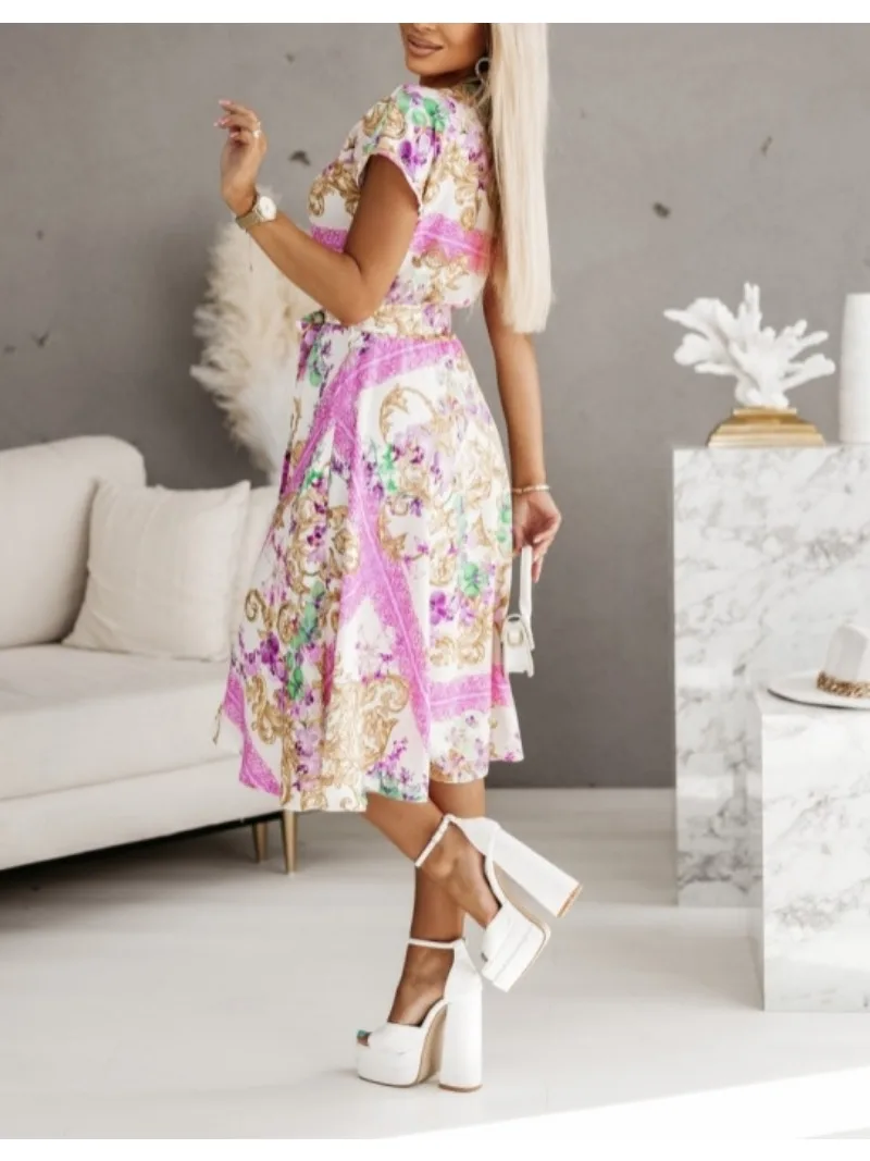 女性用Vネックの膝丈ドレス,ファッショナブルなプリントベルト,半袖,カジュアル,ボタン付き