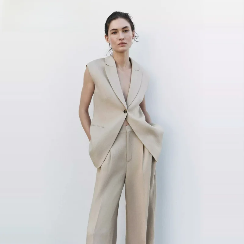 

Spring 2025 New Women's Vest with oulder Pads Svel Turn-down Collar Pants Commute Sle Pure Color One Button Fastening