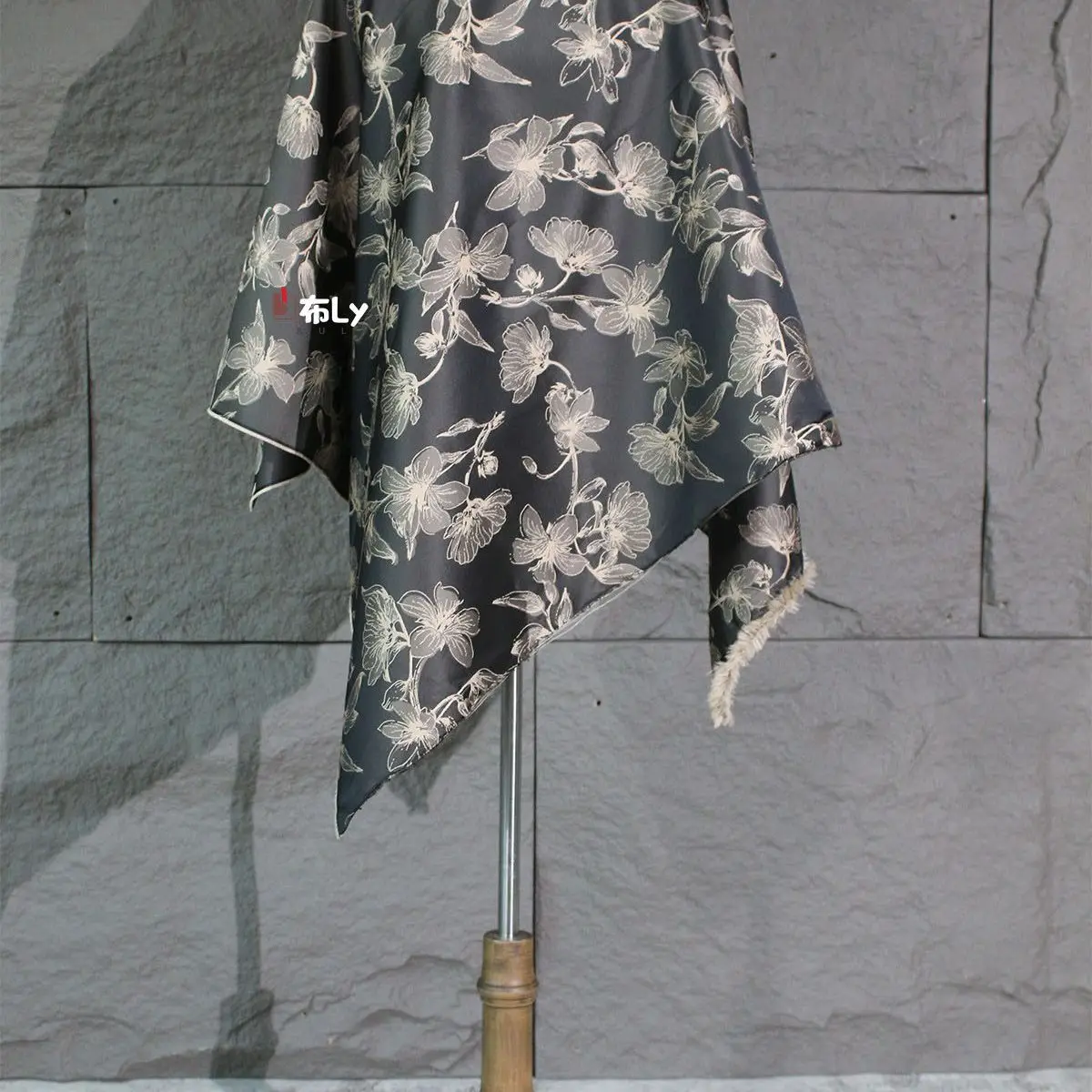 Vintage Embroidery Large Jacquard Fabric, Smooth Shiny Texture For Coats & Dresses, High-End Designer Refashion Material