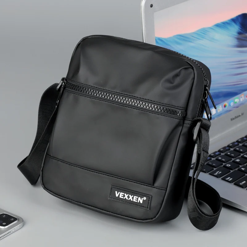 

Casual Men Shoulder Messenger Bag Waterproof PU Leather Cell Phone Bag Unisex Crossbody Pack Travel Waist Pack Male Chest Pouch