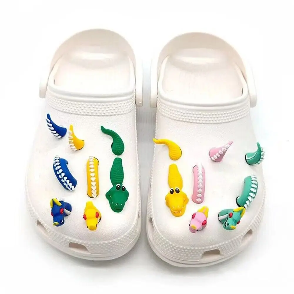Nouveau 3D chaussures boucle pince bricolage Dragon Crocodile serpent chaussure décoration Clips décorations pour sandales chaussures breloques pour Crocs chaussures
