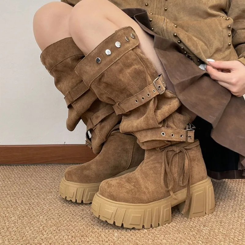 2026 Neue koreanische Western-Cowboystiefel für Damen, hohe Absätze, kniehohe Stiefel mit Schnallenverschluss, modische wasserdichte Plattform. – Detail 12