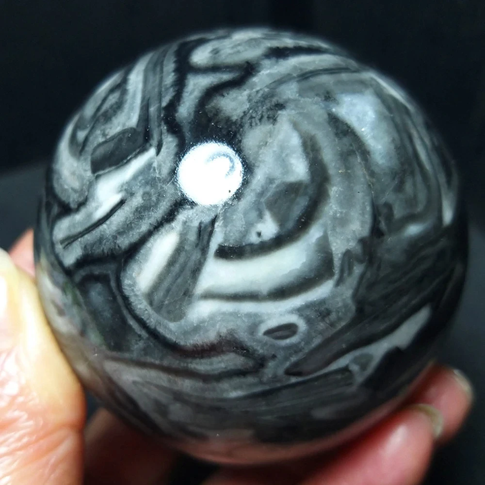1pc Natural Polished Black Banded Agate Sphere Ball, a Distinctive High-Quality Home Decor, Unique Gift for Collectors