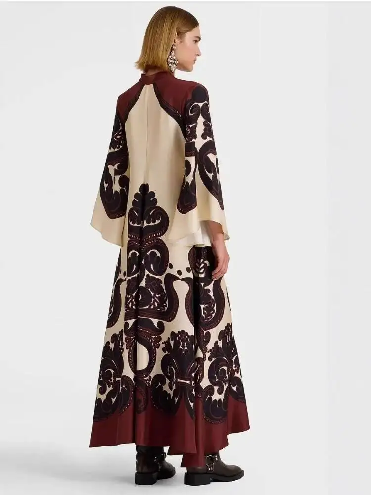 ชุดเดรสลายดอกไม้ผู้หญิง 2025 ชุดเดรสแขนยาวทรงบานสไตล์ตะวันออกกลางสำหรับผู้หญิง แฟชั่นมุสลิม ชุดเดรสยาวสไตล์อิสระ