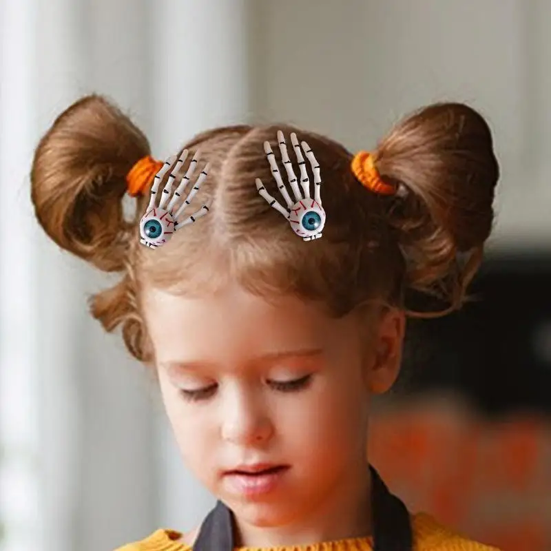 Fermaglio per capelli a mano con teschio Mano scheletrata Decorazioni per bomboniere di Halloween Bulbo oculare Moda Punk Rock Artiglio del diavolo Unico per feste per bambini e