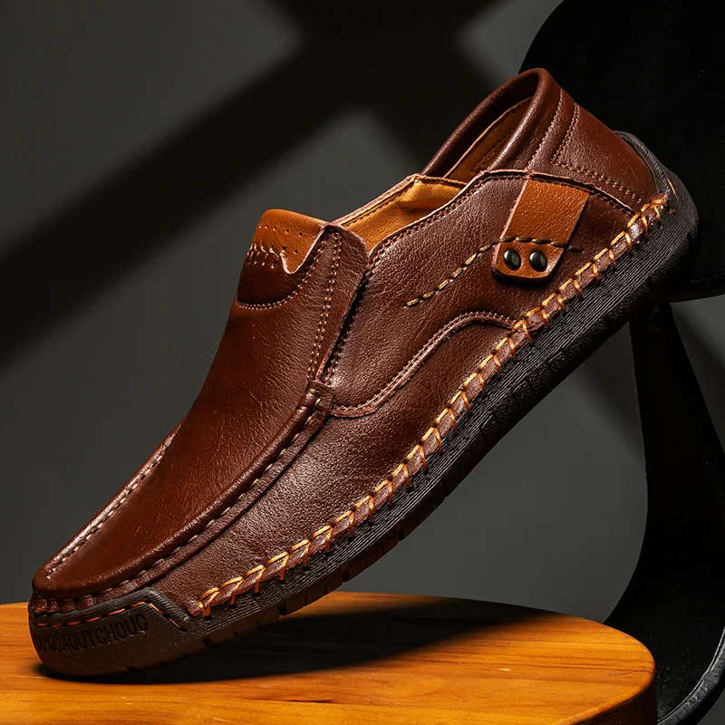 Sapatos de feijão de sola macia de couro genuíno para homens, Sapatos casuais artesanais, Mocassins de marca de luxo, Deslizamento respirável,