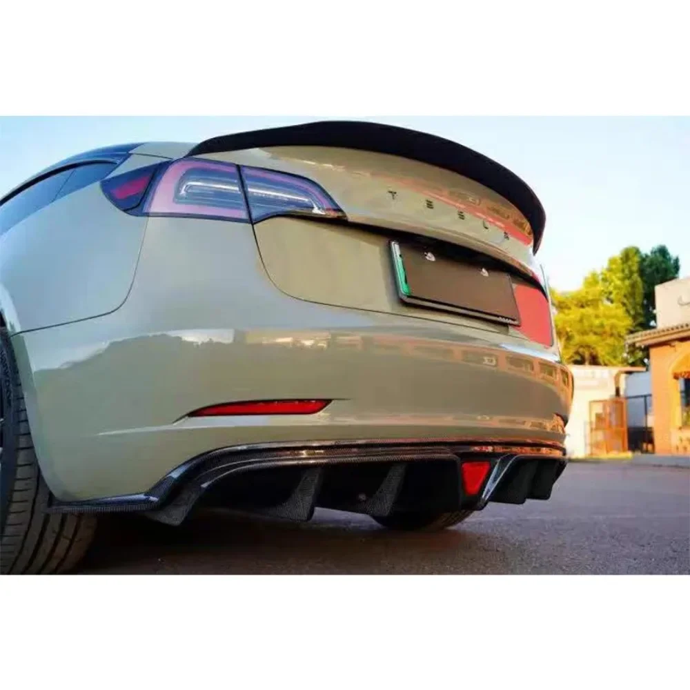 For Tesla Model 3 High Quality Carbon Fiber Car Rear Bumper Diffuser Rear Splitters Spoiler Back Lip Upgrade Body Kit