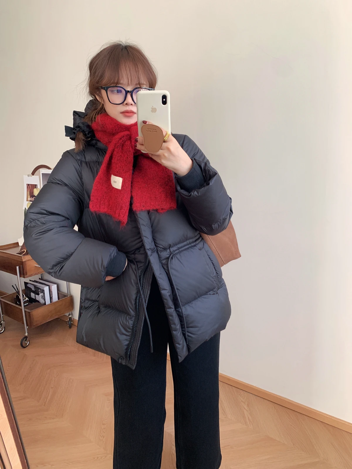 

Winter New Sle Lightweight Warm Goose down Cloud Coat Women's Korean Hat Dstring Waistcoat Small Size Trendy