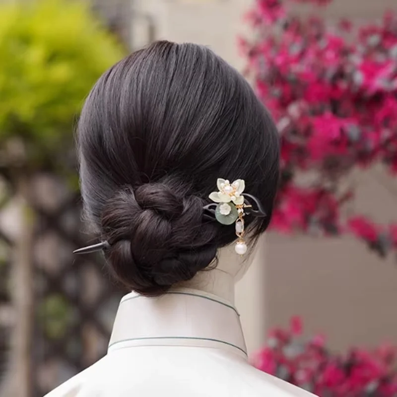 

Spot Chinese Hanfu Vintage Ebony Hairpin With Tassels Ancient Hair Decoration Headbands Floral Hair Bun Jewelry Gifts