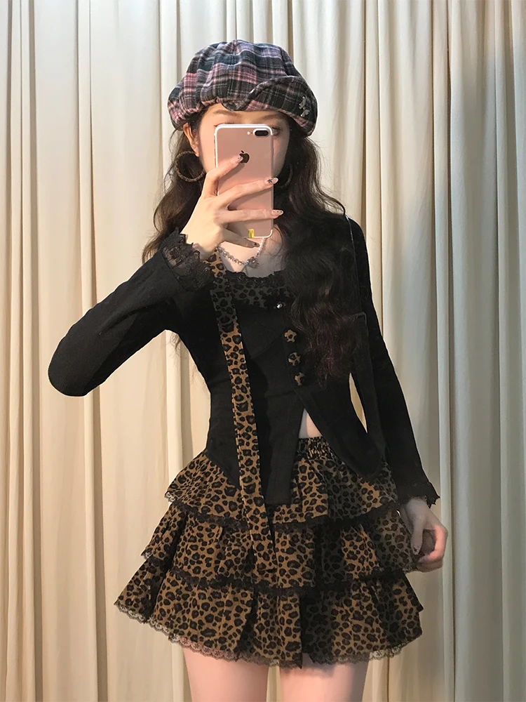 

Pure Desire Spicy Girl с кружевной отделкой, облегающий комплект с юбкой с леопардовым принтом, женский модный осенний костюм 2024, новый костюм из двух предметов